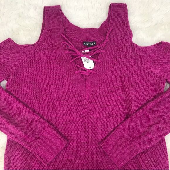 EXPRESS Burgundy Lace Up Cold Shoulder Sweater Top Reversible Size Small New - Picture 5 of 12